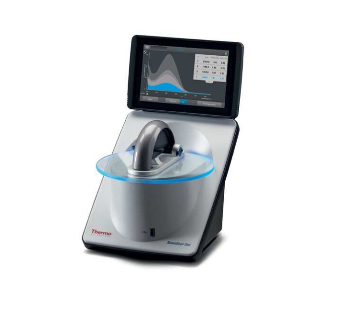 NanoDrop One UV-Vis spektrofotométer.